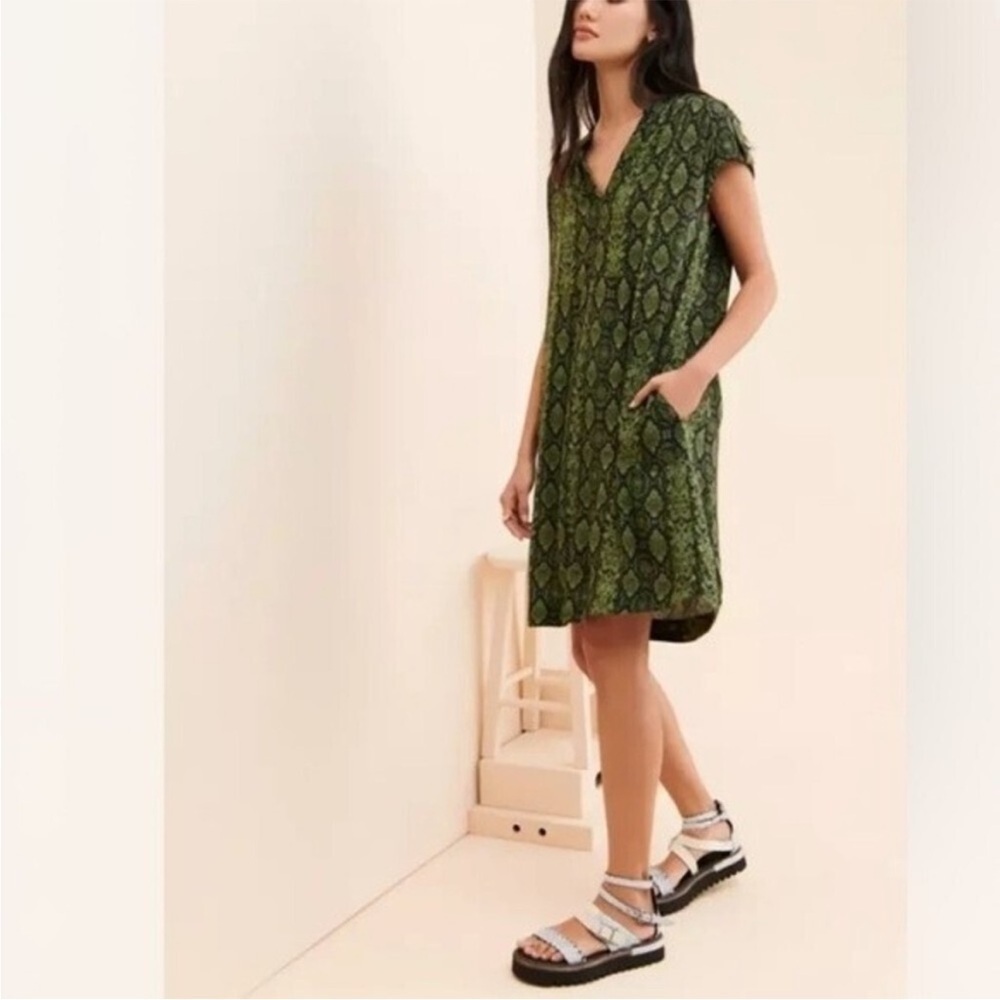 Anthropologie Women’s Rachel Sleeveless Snake Print V-Neck Green Shift Dress XS
